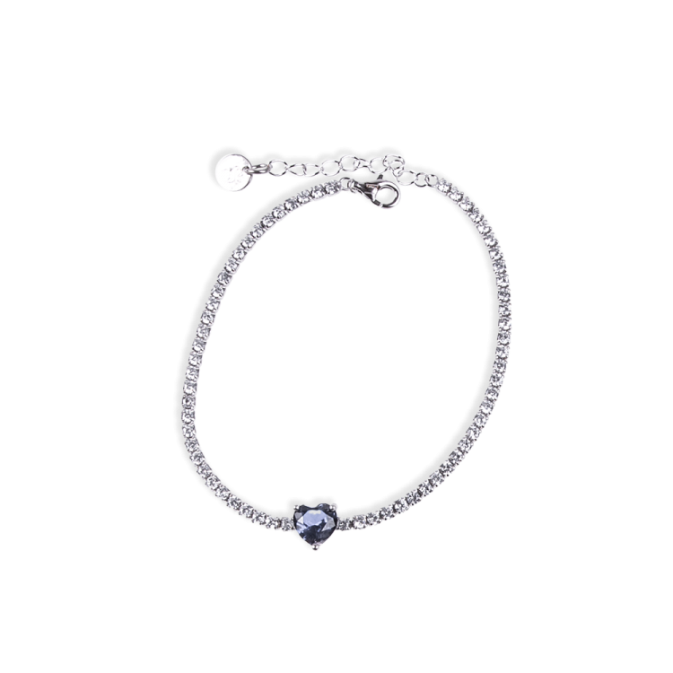 Bracciale modello Tennis con al centro uno zircone a cuore colore Blu Zaffiro